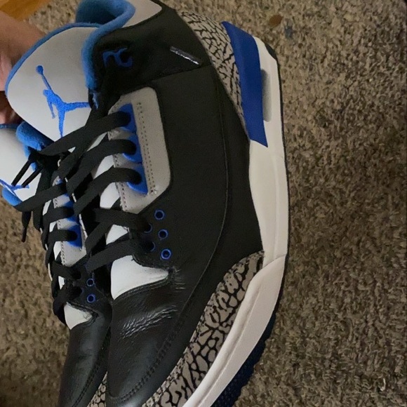 Jordan retro 3s